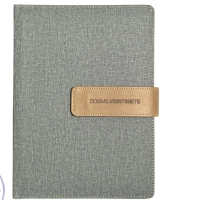 Agenda año 2027 personalizada